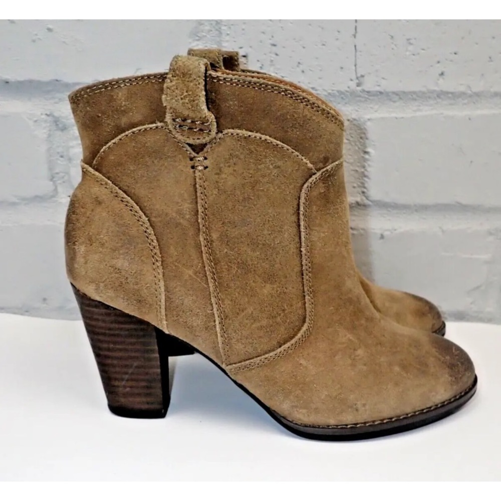 Clarks Women's Ankle Heeled Boots Size 5.5 Brown Leather Suede